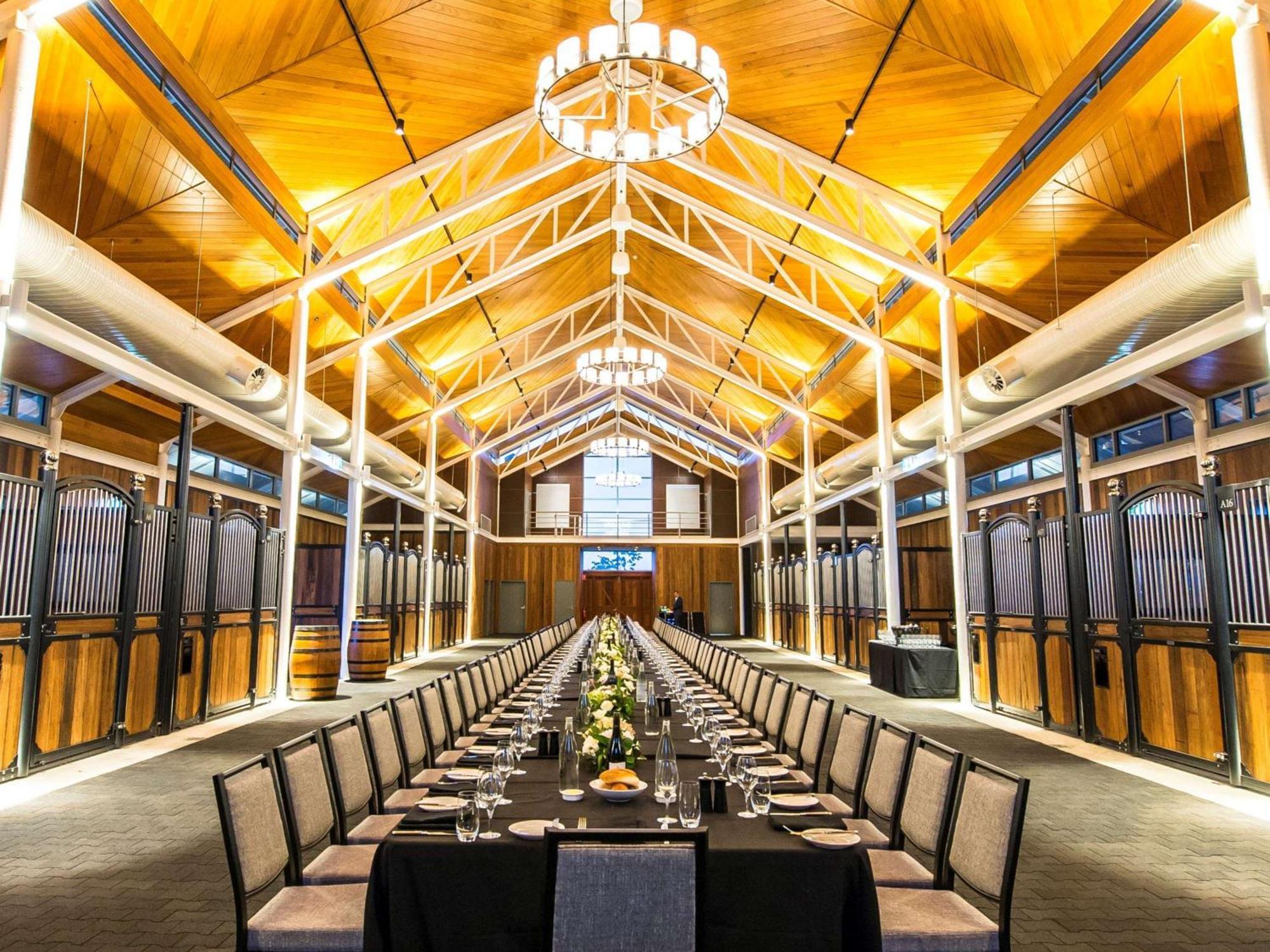 The William Inglis Mgallery Warwick Farm Exterior foto The Long Room